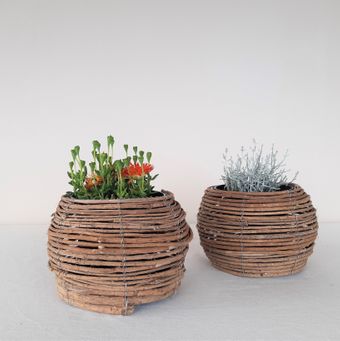 Midzi flower pots